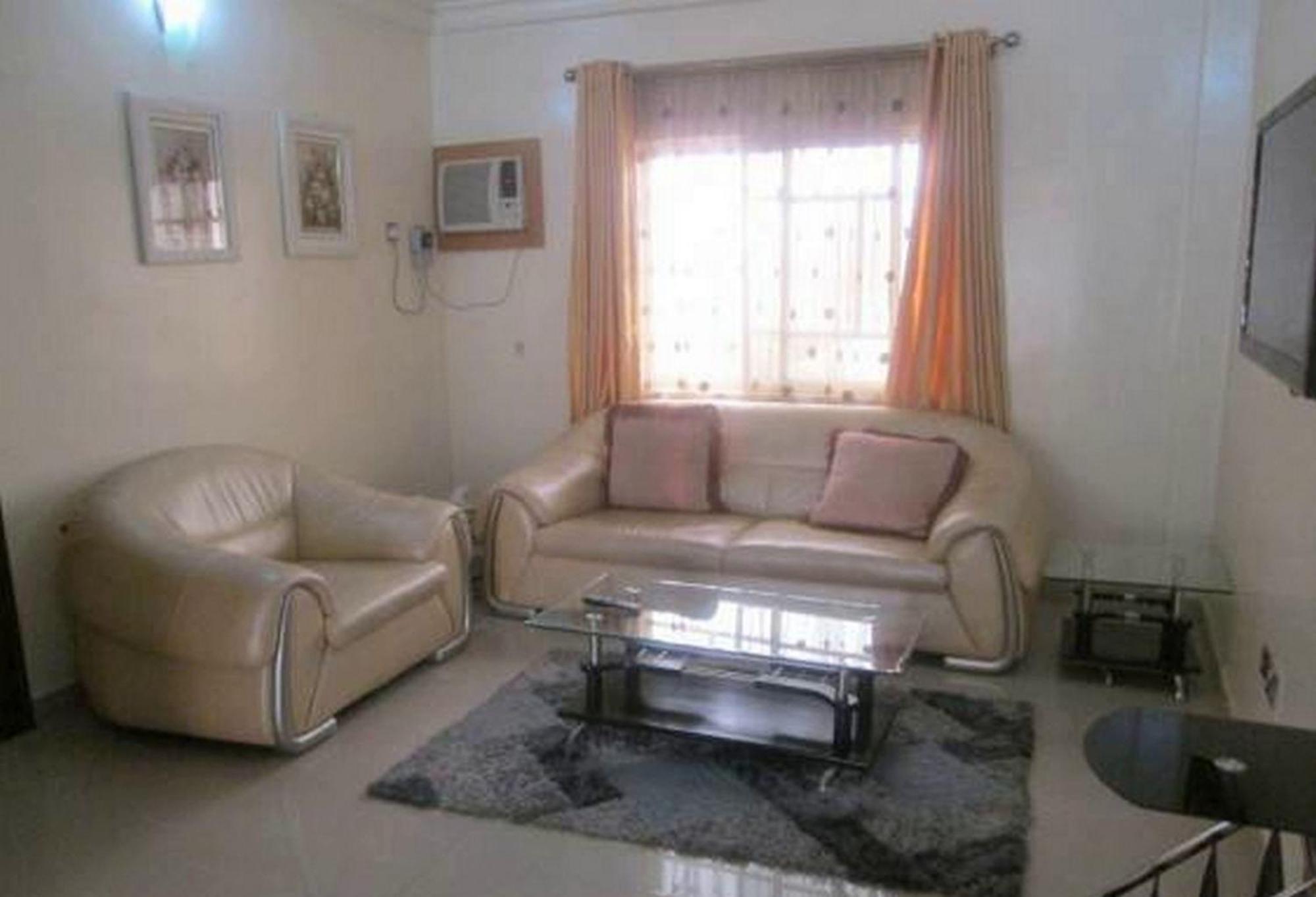 Room in Lodge - Ayalla Hotels&Suites Abuja Esterno foto