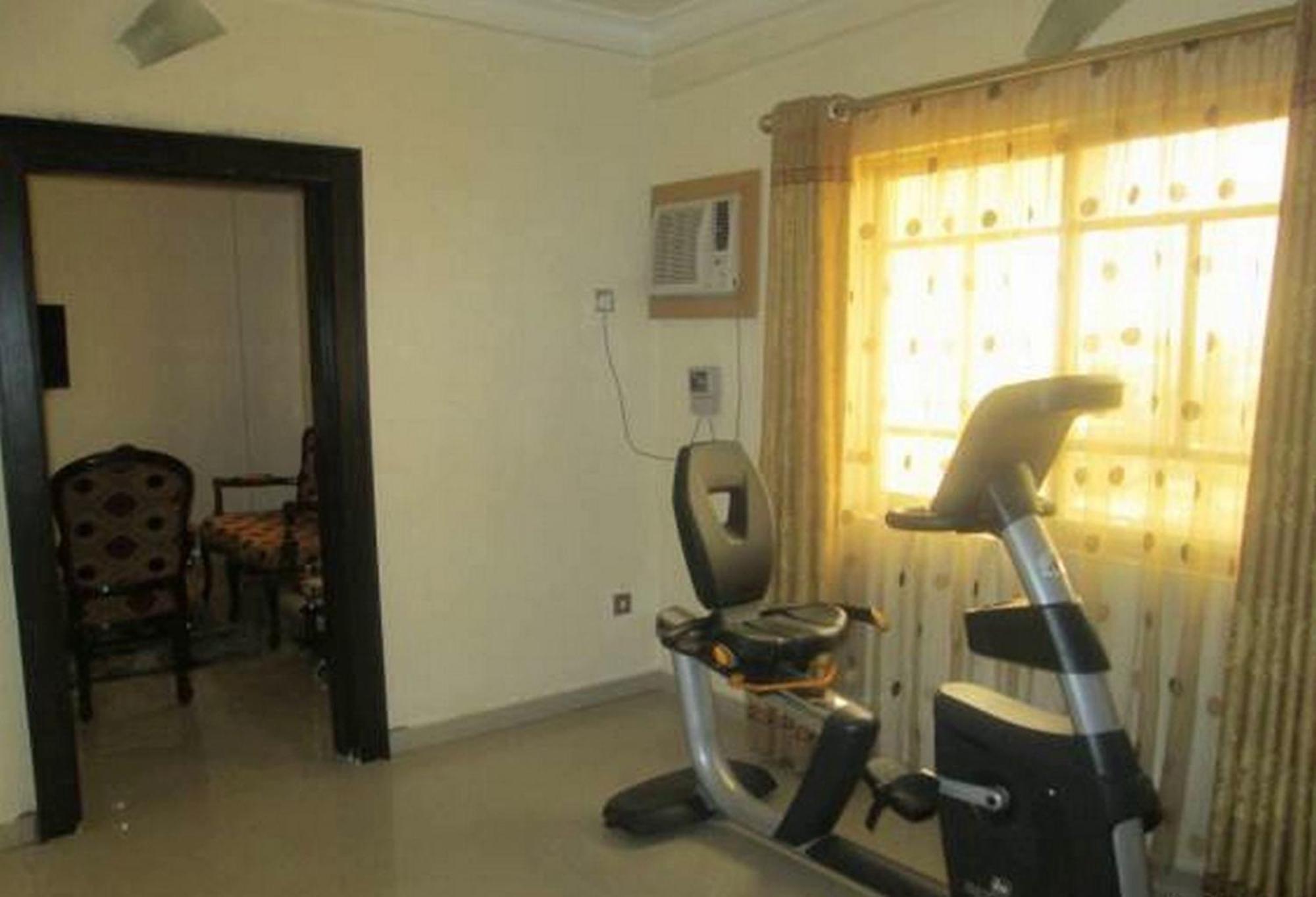 Room in Lodge - Ayalla Hotels&Suites Abuja Esterno foto