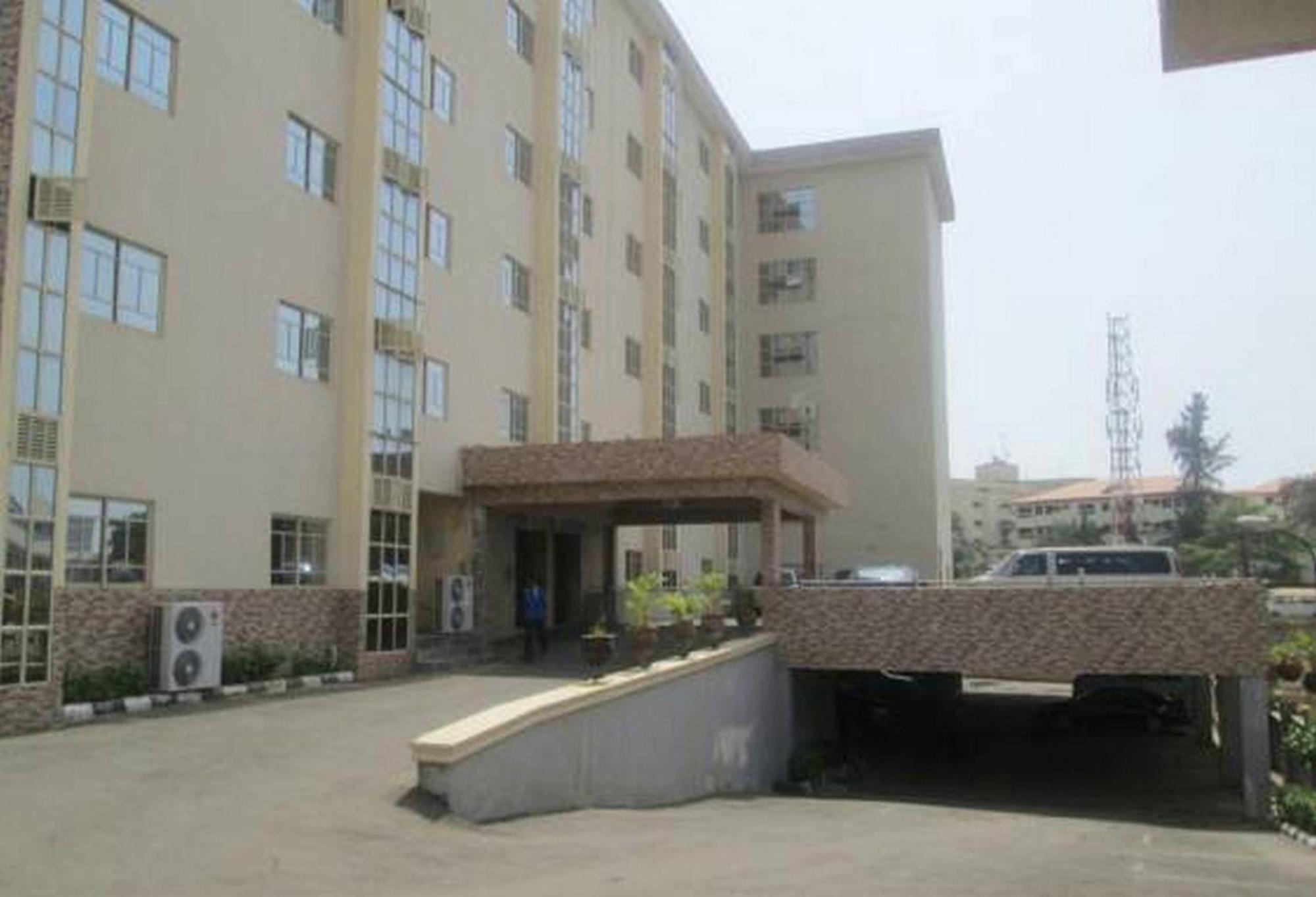 Room in Lodge - Ayalla Hotels&Suites Abuja Esterno foto