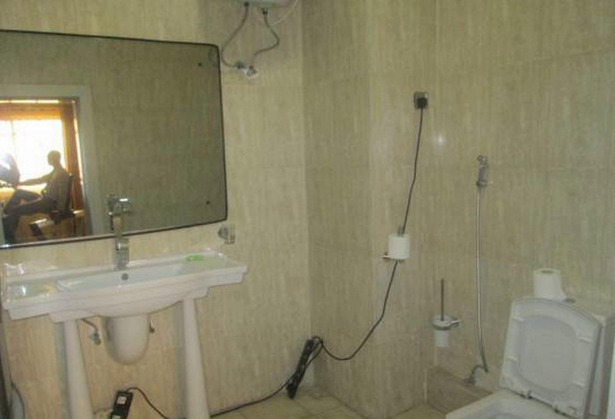 Room in Lodge - Ayalla Hotels&Suites Abuja Esterno foto